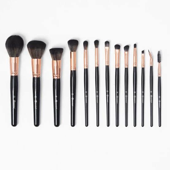 BH Signature Rose Gold 13 Piece Brush Set with Holder - Image 3