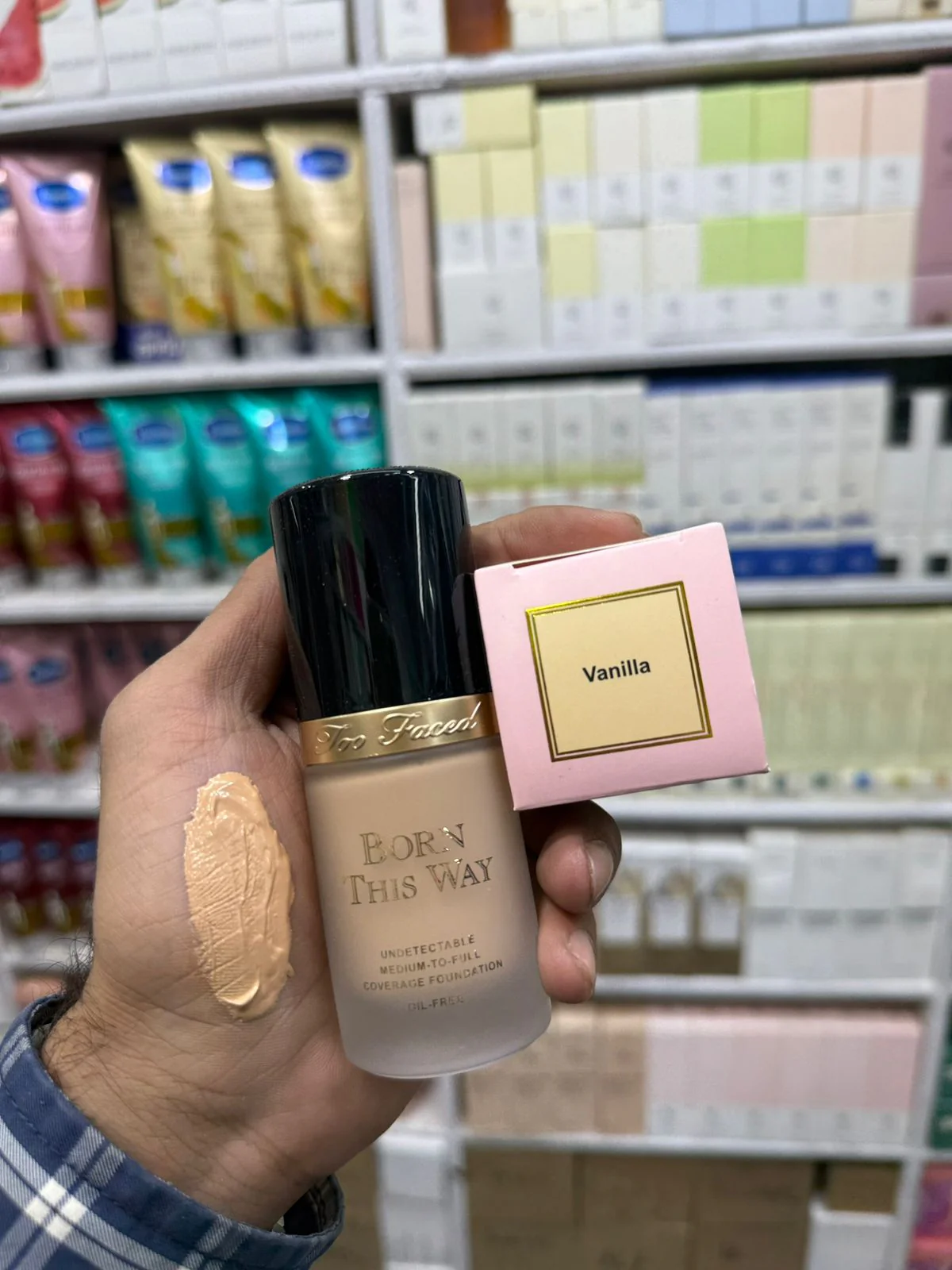 Too Faced Born This Way Undetectable Flawless Coverage Foundation - Image 4